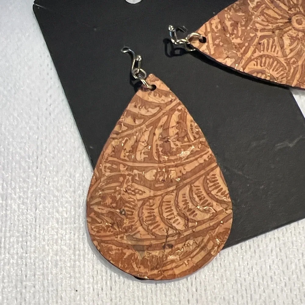 Artisan Brown Teardrop Earrings